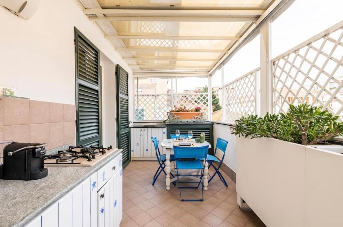 La Casa Al Mare Centro Storico Di Loano Con Garage Daire Dış mekan fotoğraf