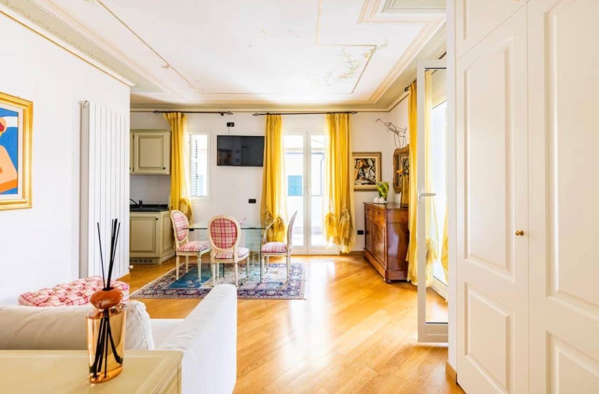 La Casa Al Mare Centro Storico Di Loano Con Garage Daire Dış mekan fotoğraf